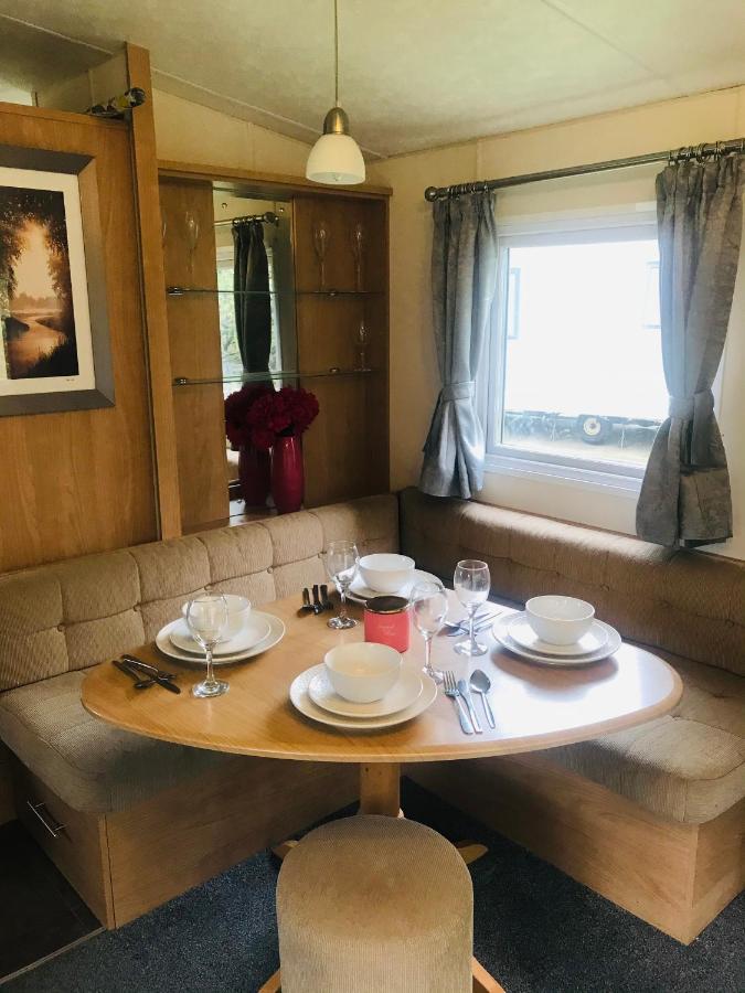 Turnberry Caravan Quiet Peaceful Location Near Golf Spas And Beaches เกอร์แวน ภายนอก รูปภาพ